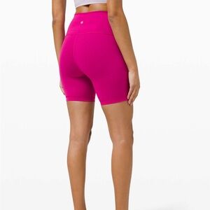 Lululemon Wunder Train High-Rise Short 6" (size 8)
